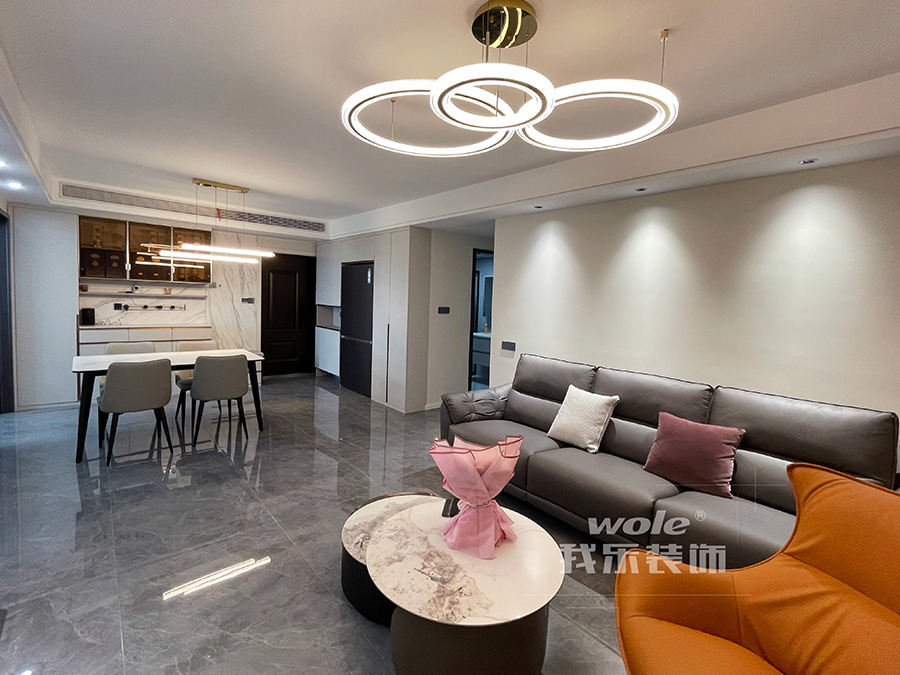 我樂裝飾實景案例： 140㎡現(xiàn)代簡約四居室，清爽利落，帶你感受家最真實的樣子！